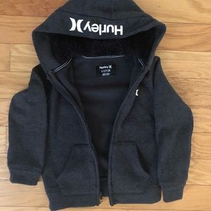 Little boys Hurley zip up hoodie with fur lined hood. Dark grey, size 5, SM